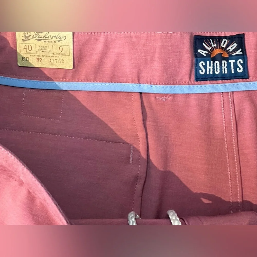 Faherty Belt Loop All Day 9” Shorts Faded‎ Flag Red Men’s Size 40* NWT